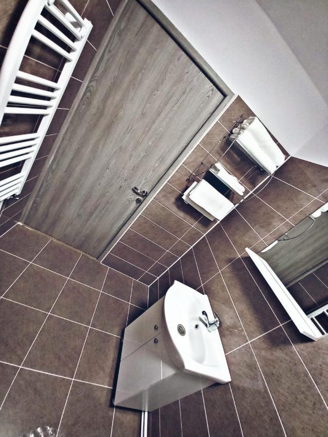 Camere In Regim Hotelier Braszów Zewnętrze zdjęcie
